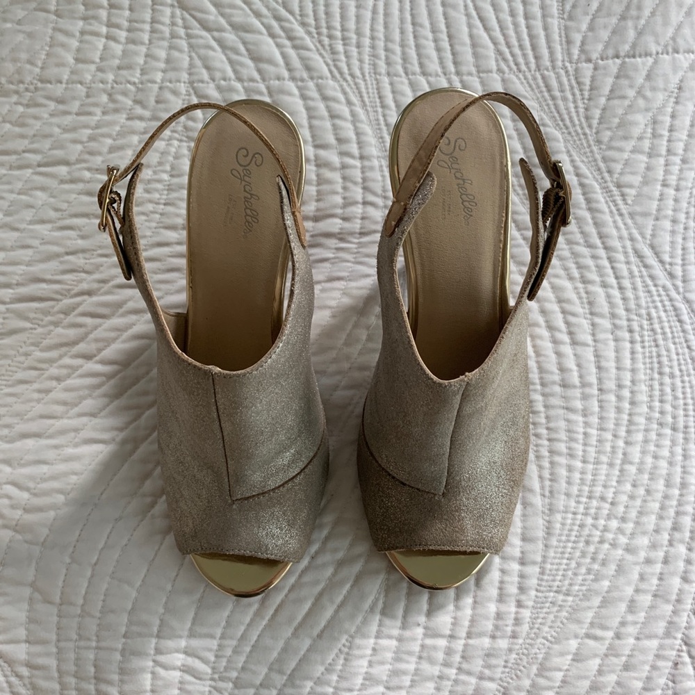 Seychelles Peep Toe Open Back Heels - Picture 4 of 8